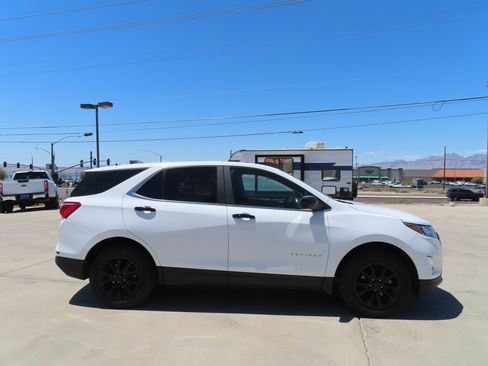 Used 2021 Chevrolet Equinox LT AWD/4WD image 9