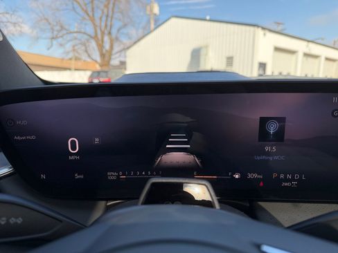 New 2026 Buick Enclave Avenir w/ Super Cruise Package image 16