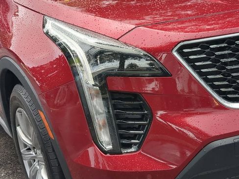 Used 2020 Cadillac XT4 Premium Luxury image 10