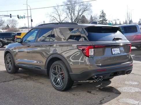 New 2026 Ford Explorer ST image 2