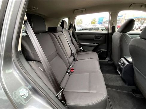 Certified 2025 Nissan Rogue S FWD image 21