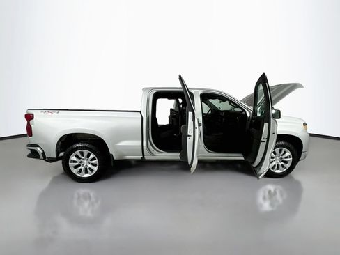 Used 2022 Chevrolet Silverado 1500 Custom AWD/4WD image 23