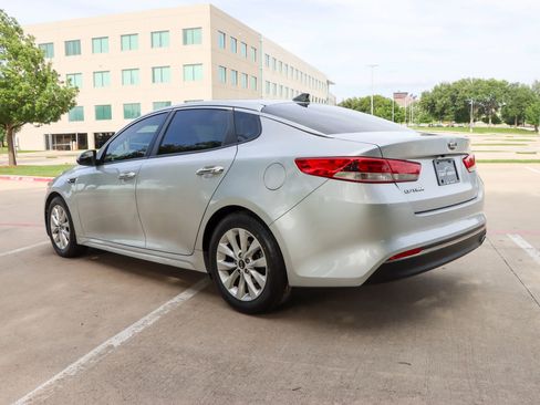 Used 2016 Kia Optima LX FWD image 5