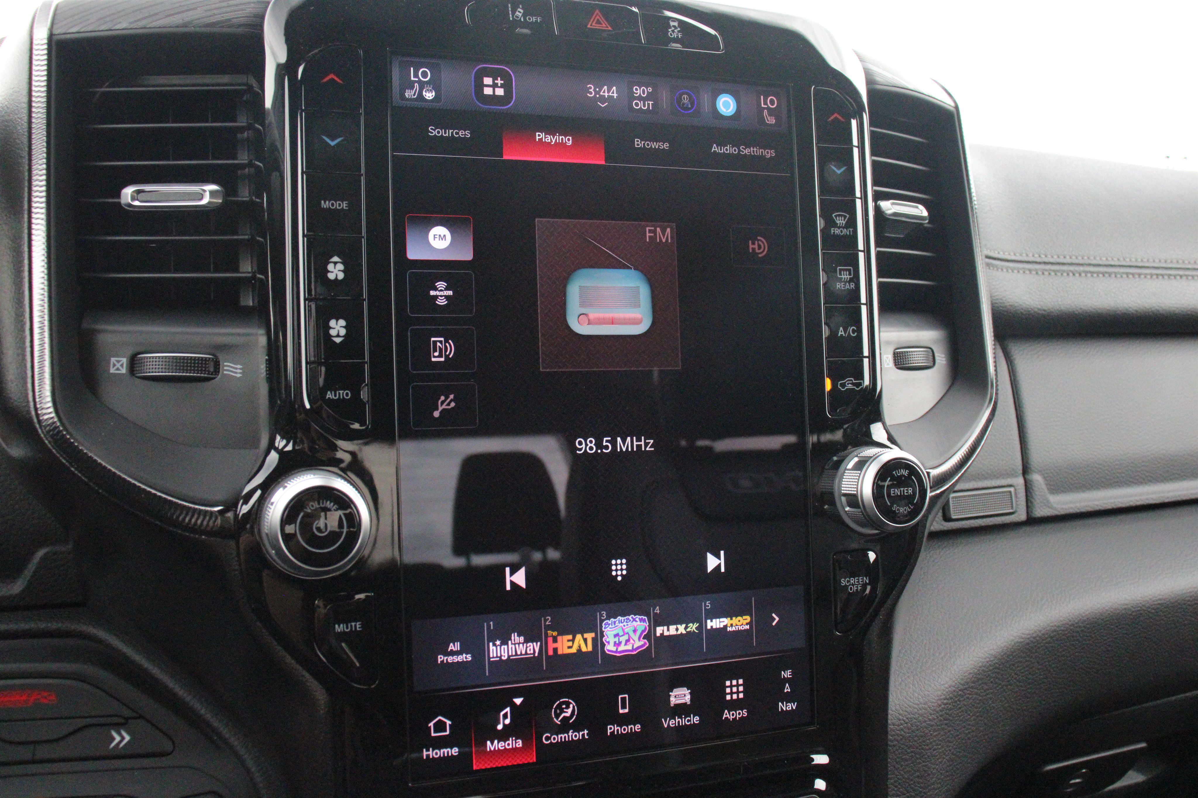 New 2026 RAM 1500 RHO AWD/4WD image 14