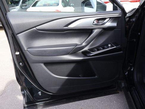 Used 2023 MAZDA CX-9 Touring image 23