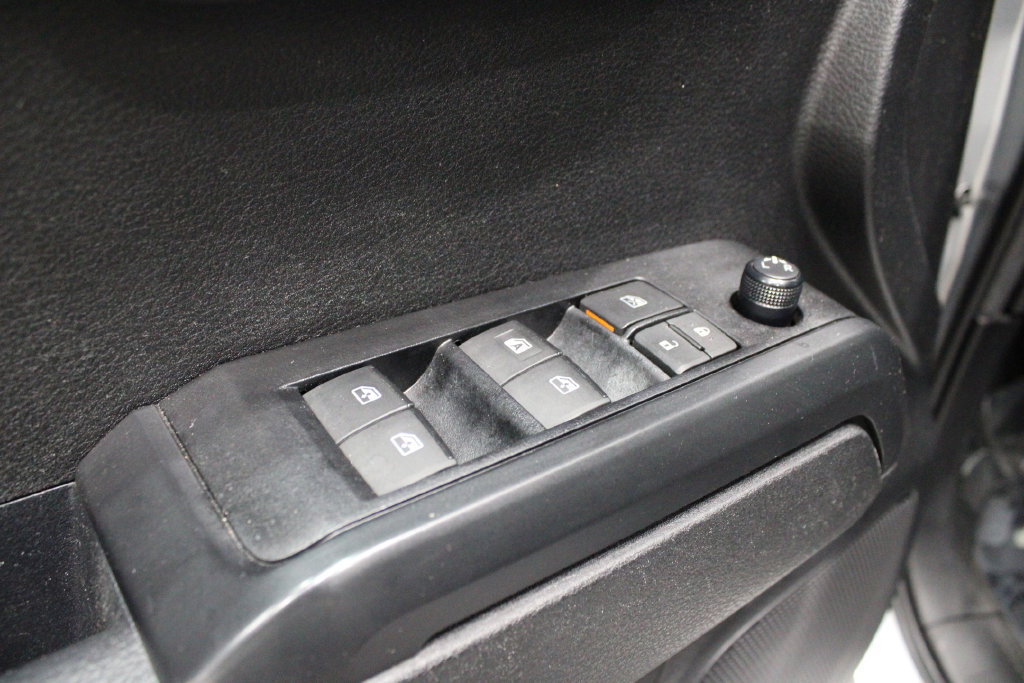 Used 2023 Toyota Tacoma SR AWD/4WD image 42