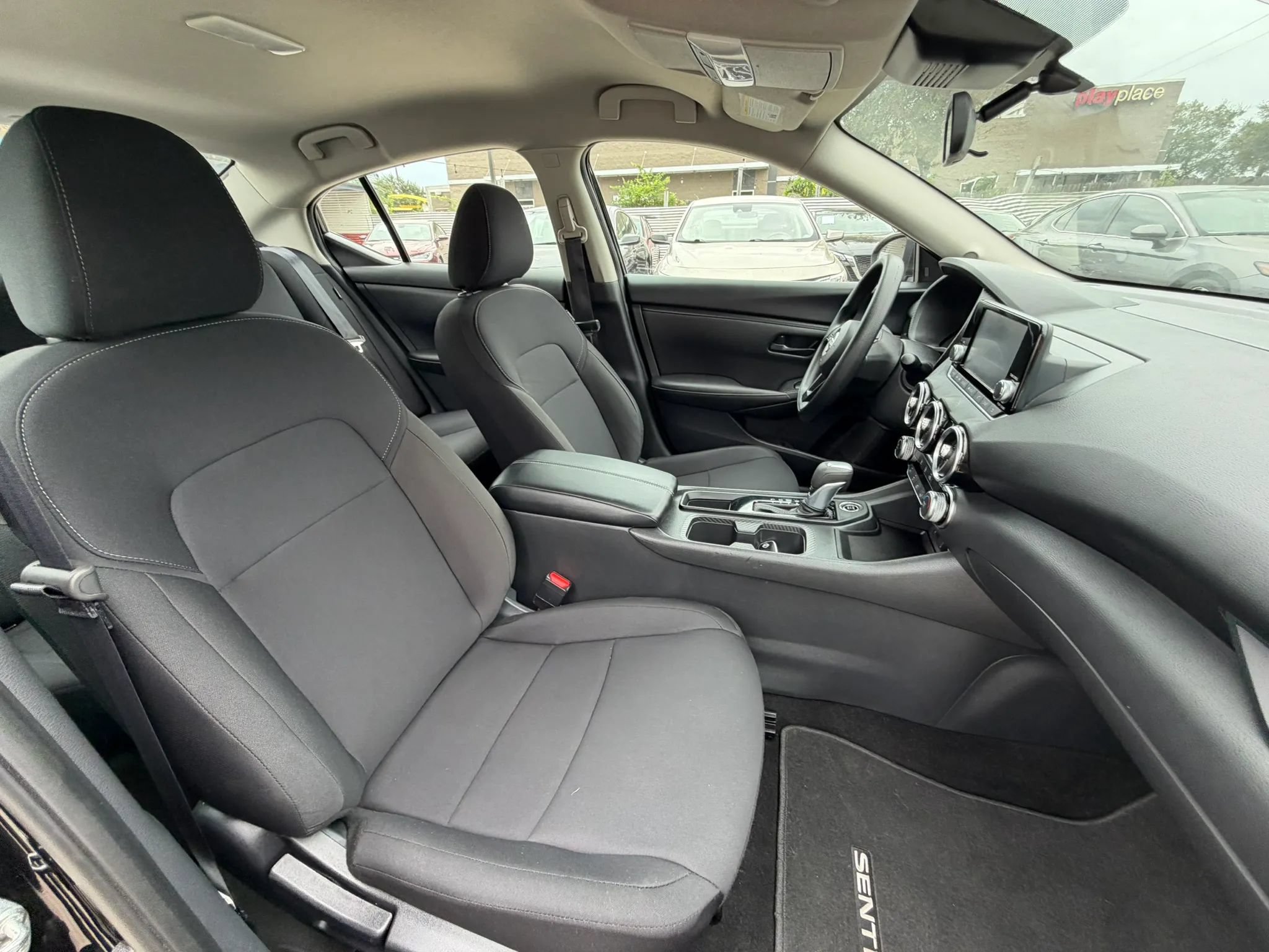 Used 2025 Nissan Sentra S FWD image 15