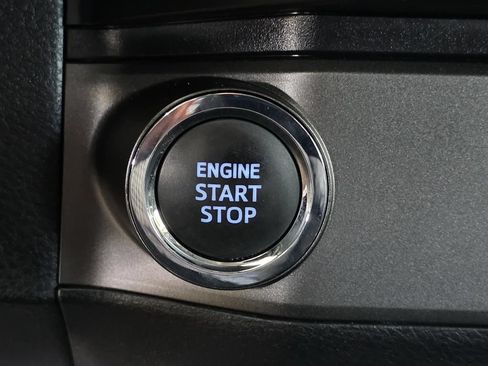 Used 2022 Toyota Tacoma TRD Sport w/ Technology Package RWD image 15