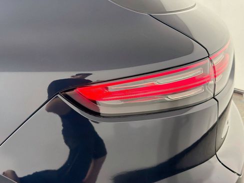 Certified 2023 Porsche Cayenne AWD/4WD image 16