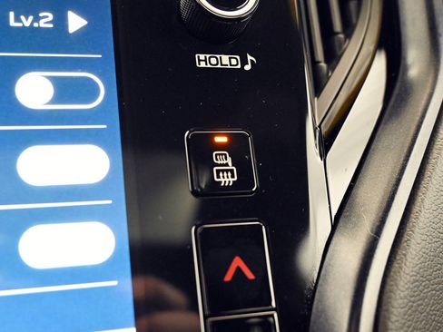 Used 2022 Subaru Outback Wilderness image 19