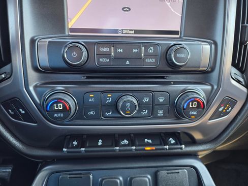 Used 2016 GMC Sierra 1500 SLT w/ All-Terrain Package AWD/4WD image 18