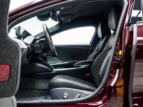 Used 2024 Lucid Air Pure RWD image 39