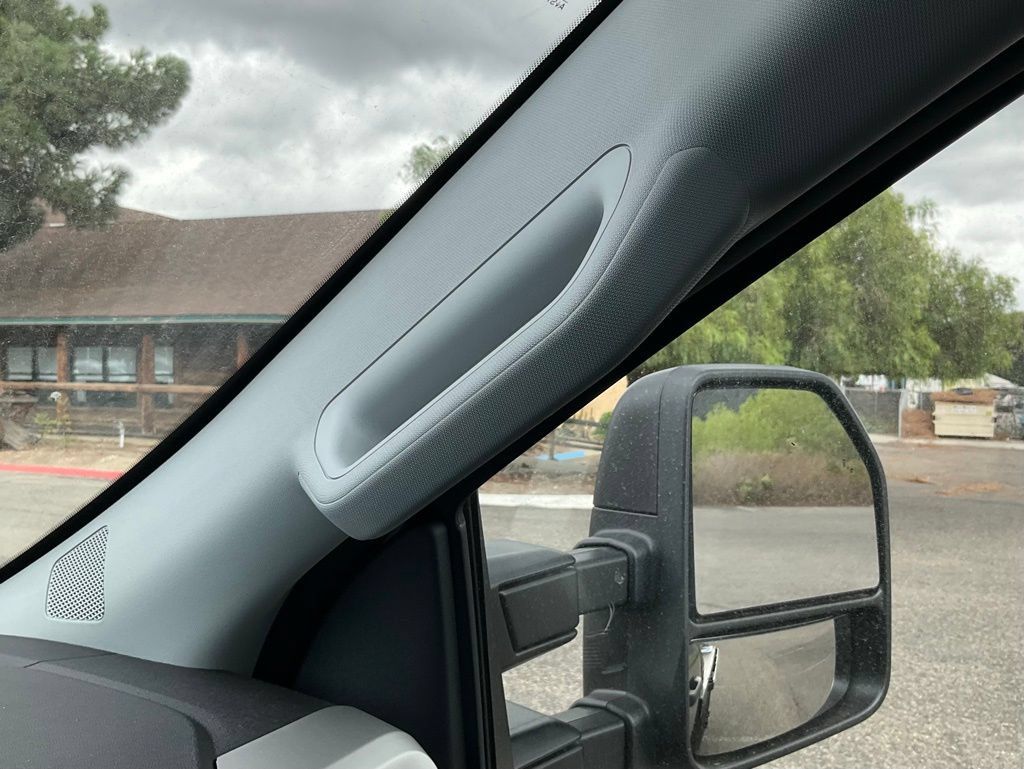 New 2025 Ford F350 XL w/ STX Appearance Package AWD/4WD image 31