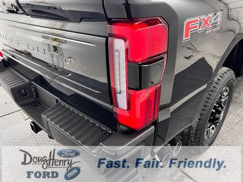 New 2026 Ford F250 Platinum AWD/4WD image 18