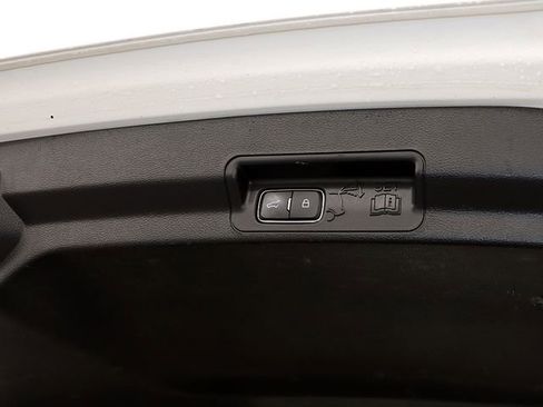 Certified 2022 Ford Explorer XLT AWD/4WD image 31