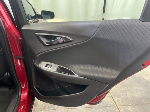 Used 2016 Chevrolet Malibu LT image 24