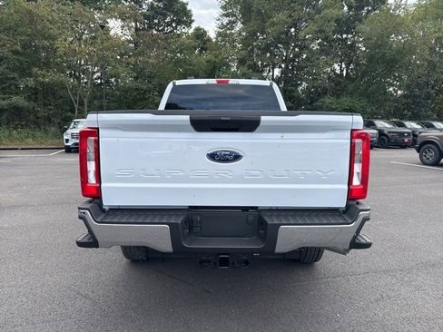 New 2026 Ford F250 XLT image 4