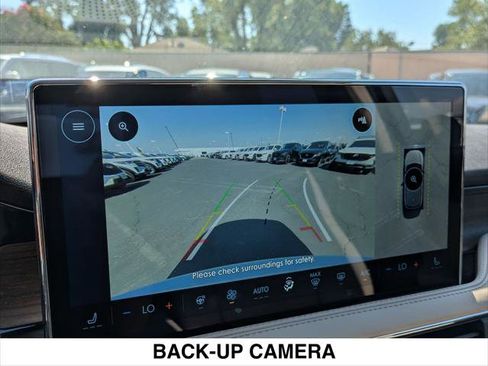 New 2025 Lincoln Corsair Reserve image 9