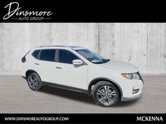 Used 2019 Nissan Rogue SV image 1