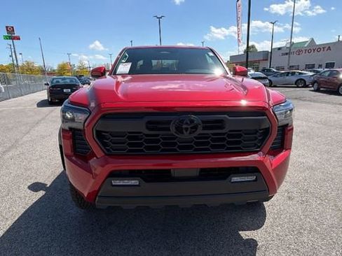 New 2026 Toyota Tacoma TRD Off-Road AWD/4WD image 11