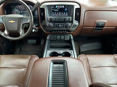 Used 2019 Chevrolet Silverado 2500 High Country w/ Duramax Plus Package AWD/4WD image 13