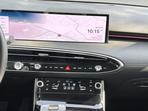 Certified 2026 Genesis GV70 2.5T AWD/4WD image 19