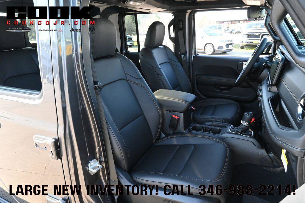 New 2026 Jeep Gladiator Sport AWD/4WD image 23