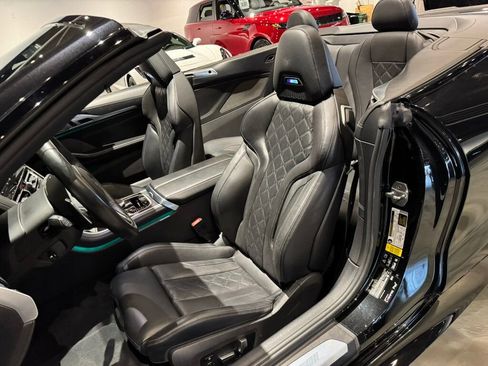 Used 2020 BMW M8 Convertible w/ Driving Assistance Package image 15