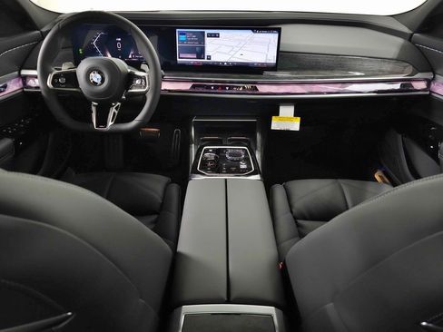 New 2026 BMW 740i xDrive image 9