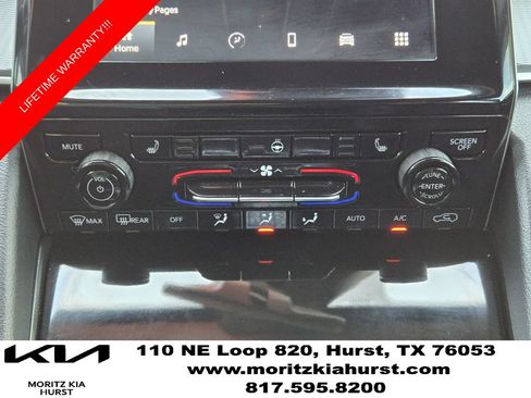 Used 2025 Jeep Grand Cherokee L Laredo RWD image 22