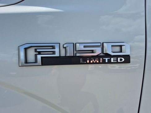 Used 2020 Ford F150 Limited w/ Trailer Tow Package image 12