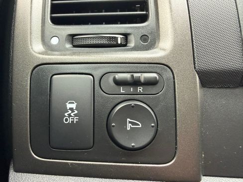 Used 2011 Honda CR-V SE image 32