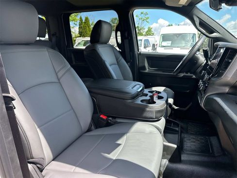 New 2025 RAM 4500 Tradesman w/ Chrome Appearance Group image 28