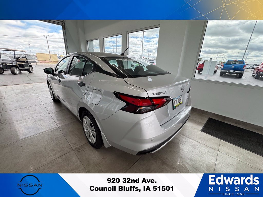 New 2025 Nissan Versa S w/ Trunk Package FWD image 7