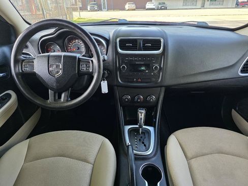 Used 2014 Dodge Avenger SE FWD image 15