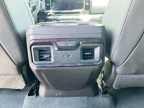 Used 2024 Chevrolet Silverado 1500 ZR2 w/ Technology Package image 27