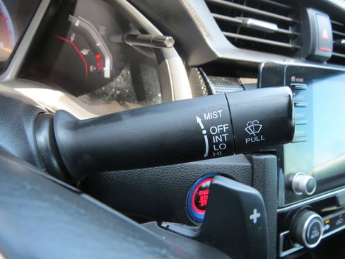 Used 2021 Honda Civic Sport image 16