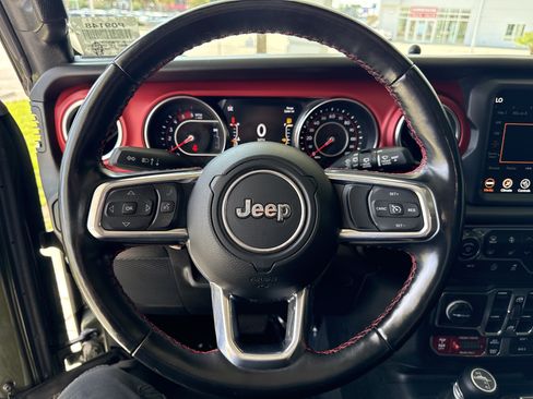 Used 2022 Jeep Wrangler Unlimited Rubicon w/ Steel Bumper Group AWD/4WD image 17