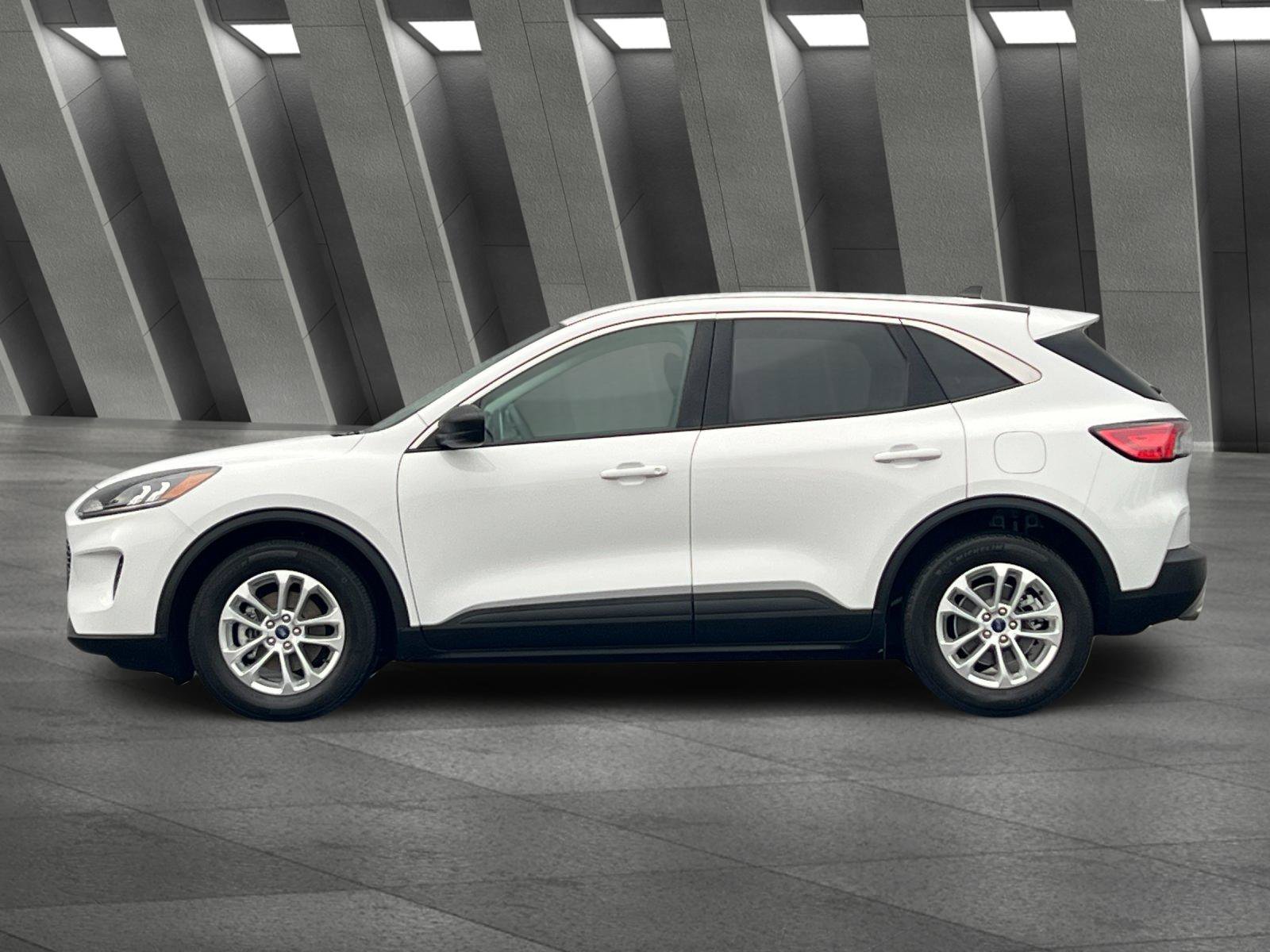 Used 2022 Ford Escape SE FWD image 7