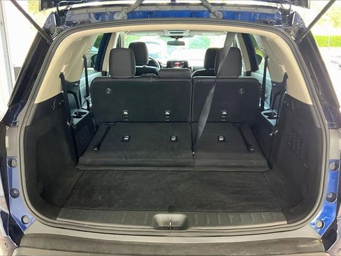 Used 2024 Nissan Pathfinder SV image 22