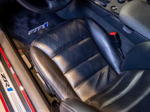 Used 2011 Chevrolet Corvette ZR1 image 12