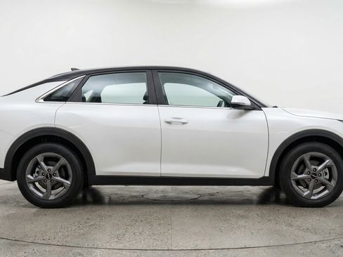 Used 2025 Kia K4 FWD image 11