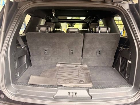 Used 2020 Ford Expedition XLT w/ Equipment Group 202A AWD/4WD image 13