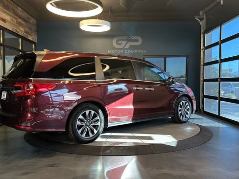 Used 2021 Honda Odyssey EX-L image 3