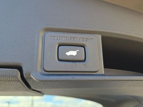 Used 2025 Acura RDX w/ Technology Package image 19