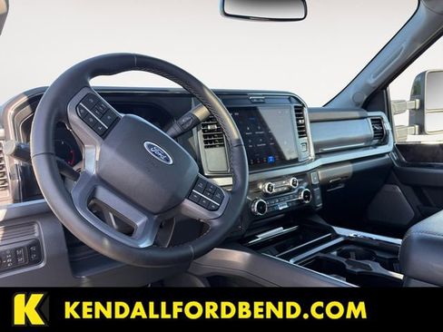 Used 2025 Ford F450 Lariat w/ FX4 Off-Road Package AWD/4WD image 9