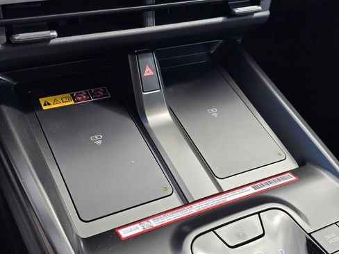 New 2026 Subaru Solterra Premium image 22