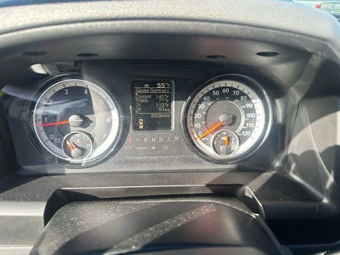 Used 2018 RAM 3500 Tradesman w/ Chrome Appearance Group AWD/4WD image 12