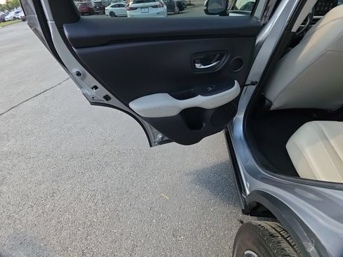 Used 2024 Honda HR-V EX-L image 26