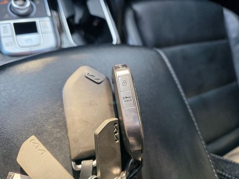 Used 2023 Kia Telluride S w/ S Sunroof Package image 30